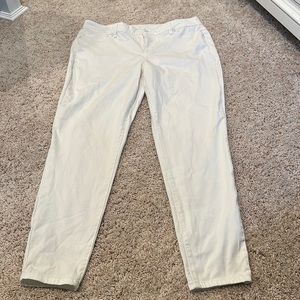 White jeggings